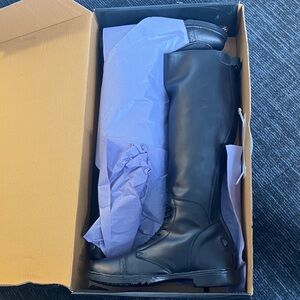 Black Heeled Boots for Women